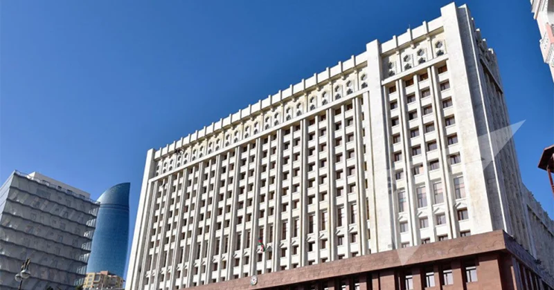 Hakimiyyət fundamental islahatlara getmək məcburiyyətindədir