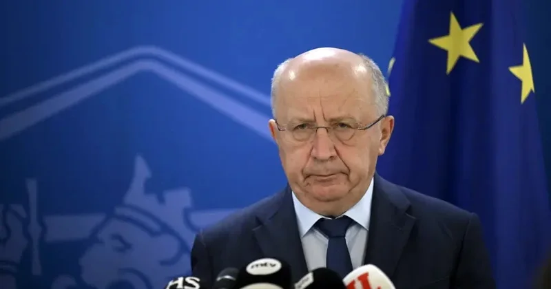 AB Müdafiə Komissarı: 100 min nəfərlik ordu yaratmalıyıq