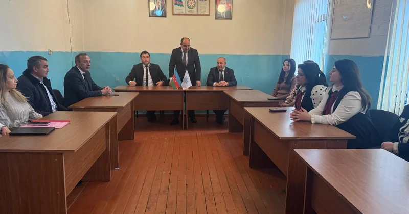 YAP Göygöl rayon təşkilatı üzrə Qarabulaq kənd ərazi partiya təşkilatında seçki yığıncağı keçirilib FOTOLAR