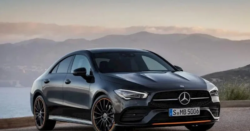 “Mercedes” 52 il sonra ilk dəfə “İlin avtomobili” seçildi