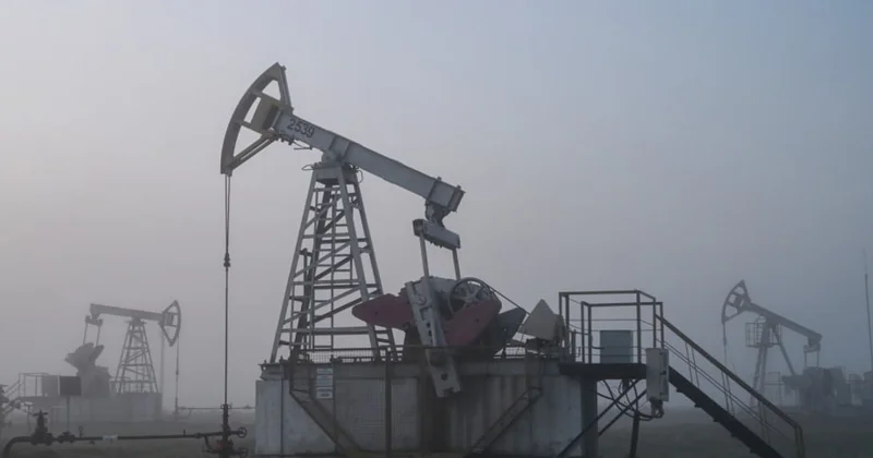 Rusiyada neft hasilatı ən aşağı səviyyəyə endi