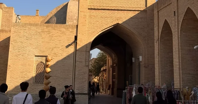 Умра плюс : поток туристов из Малайзии и Индонезии в Узбекистан планируется увеличить до 100 тысяч человек