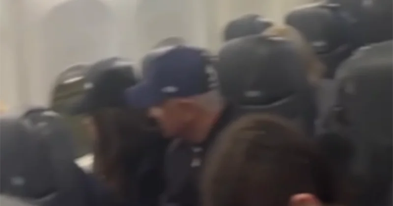 Самолет летевший из Стамбула совершил экстренную посадку ВИДЕО