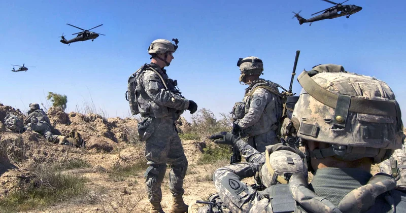 ABŞ beş helikopterlə Qrenlandiyanı ələ keçirəcək İddia