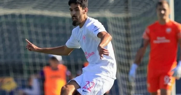 Zinedin Uld Xaled məşqlərə başladı qış fasiləsindən sonra Sabah a kömək edə biləcək