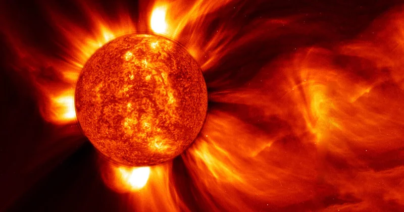Ученый объяснил, как мощный взрыв на Солнце повлияет на Землю