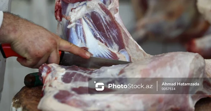 С чем связан застой на мясных рынках Азербайджана: мнение продавцов и экспертов