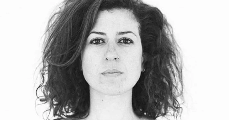 Fələstinli şair İranı tənqid etdi