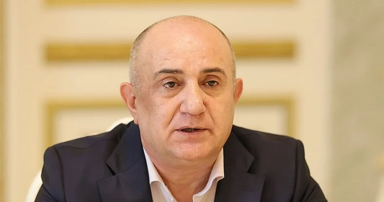 Бабаян высмеял миф о великом благотворителе Рубене Варданяне Minval Politika