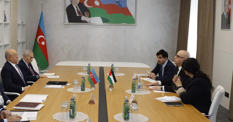 Kəmaləddin Heydərov Fələstin səfiri ilə görüşüb