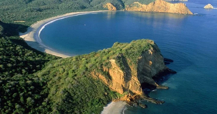 На пляже Эквадора найдены пять отрубленных голов с угрожающим посланием