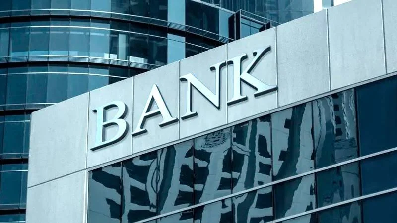 Azərbaycanda ən çox şikayət olunan 11 bank SİYAHI