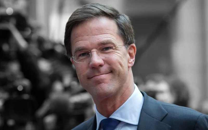 Ukraynanın Alyansa üzvlüyünün müzakirəsi hələ tezdir Rutte