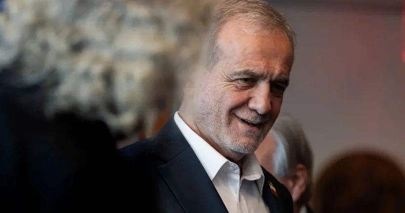 Pezeşkiandan etiraf: “Maaşım cəmi 1000 dollardır“ İran prezidenti də inflyasiyadan şikayətləndi