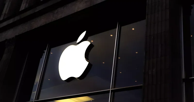 Apple блокирует аккаунты россиян ФОТО
