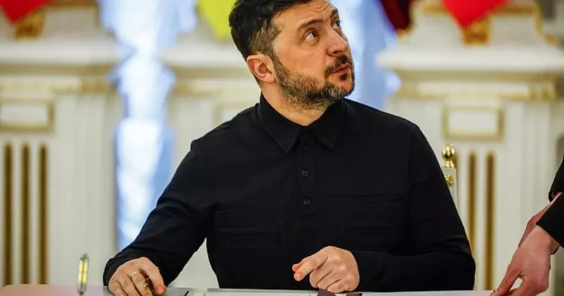 Зеленский предпочел продолжение войны соглашению на плохих условиях