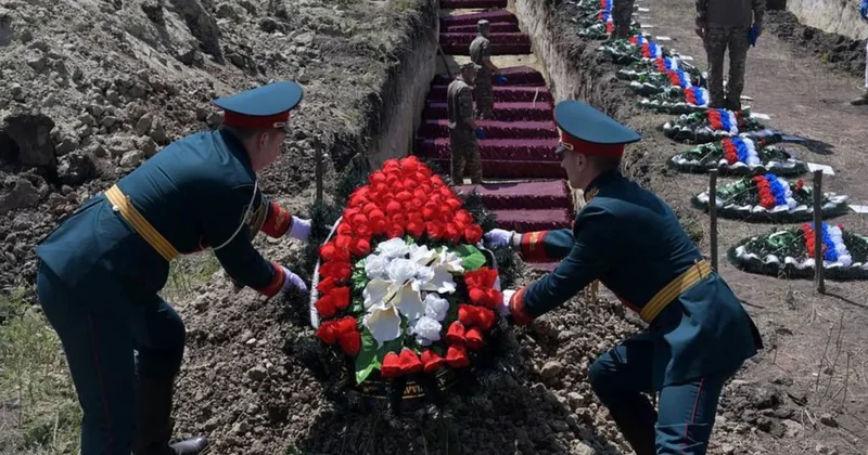 Потери России: жертв больше контрактников