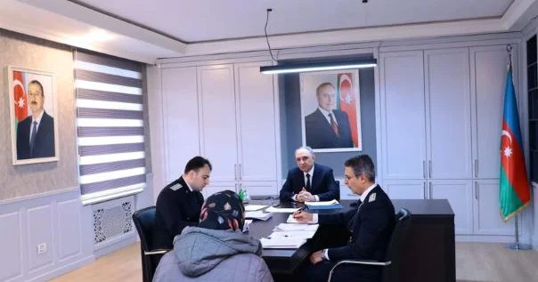 Kamran Əliyev Suraxanıda vətəndaşları qəbul edib