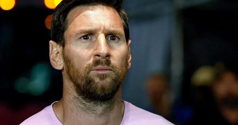 Yoldaşlıq görüşü Messiyə görə ləğv edildi