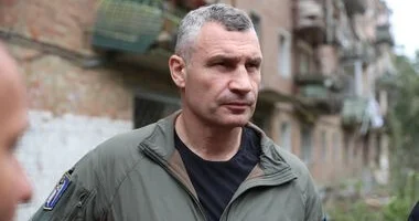 Кличко: более половины жилых домов Киева остались без тепла