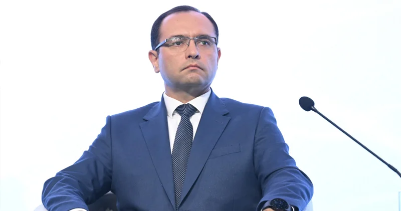 Nazir bu Mərkəzlərin direktorlarını işdən çıxardı Yeni təyinatlar