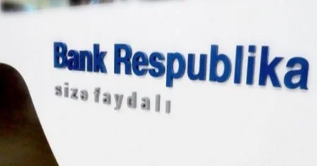 Bank Respublika müştərinin kartını blokladı