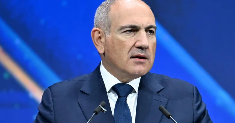 Пашиняна задело предупреждение не ехать на границу с Азербайджаном