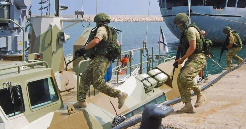 Американские войска оставили базу Эт Танф на востоке Сирии