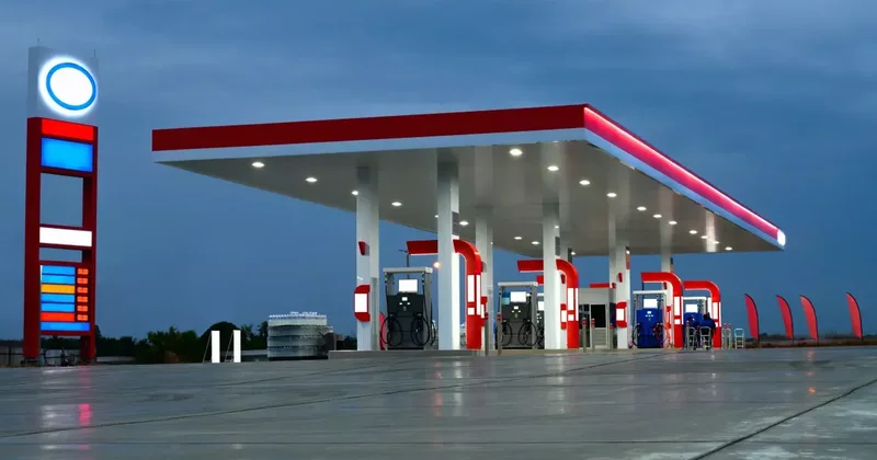 В Узбекистане три заправки расхитили газ на миллиарды
