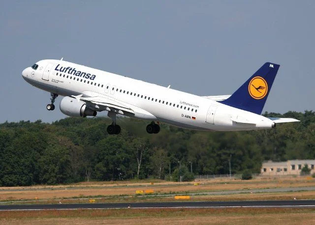 Lufthansa Bakıya müntəzəm uçuşlara başlayır