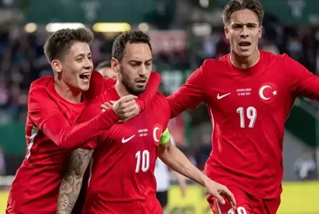 Türkiyəli ulduz futbolçu Çempionlar Liqasında tarix yazdı