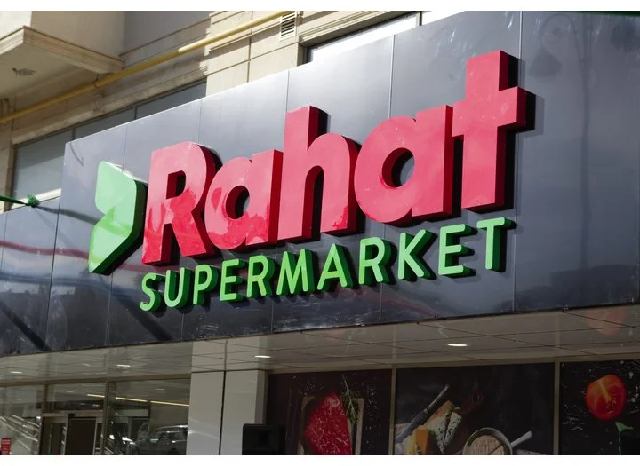 “Rahat” marketdə şirniyyat şöbəsində tarakan gəzir? MARKETDƏN AÇIQLAMA