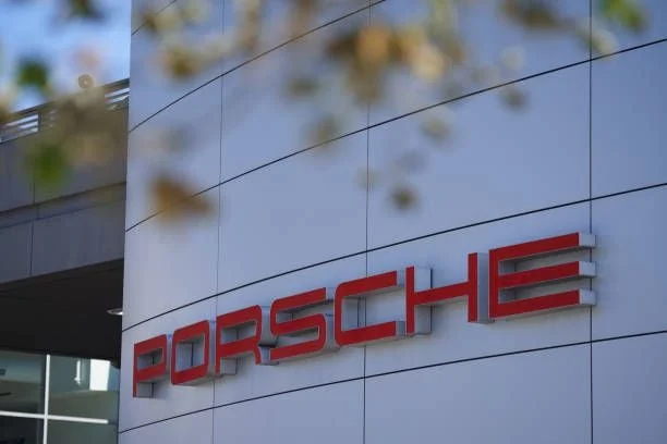 “Porsche” də geriləmə: Qlobal satışı azalıb