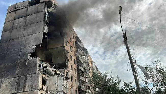 Zelenskinin ata yurdu bombalandı