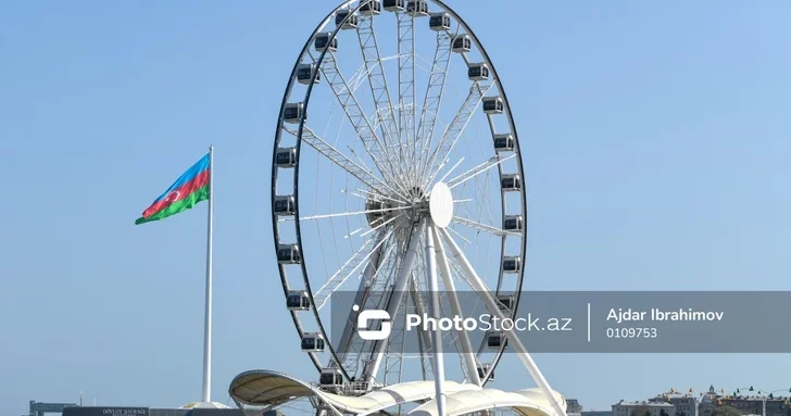 Более 400 тысяч манатов направят на обслуживание аттракциона на Бакинском бульваре