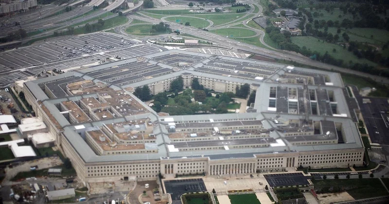 Пентагон: США начали готовить ВПК к войне с Ираном задолго до нее