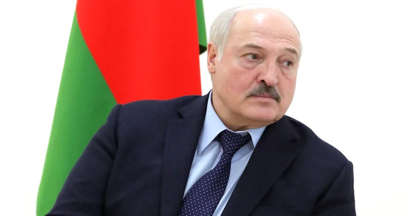 Лукашенко получил письмо от самого себя