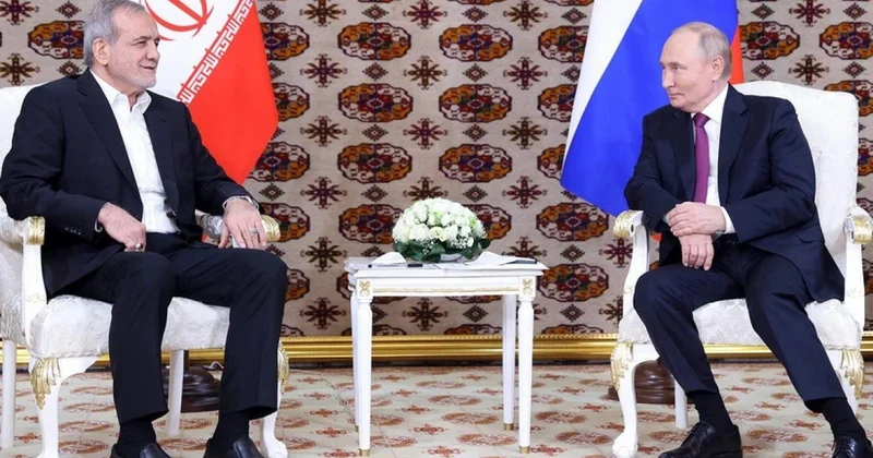 Putin Pezeşkianla telefonla danışıb, Rusiyanın vasitəçiliyə hazır olduğunu bildirib