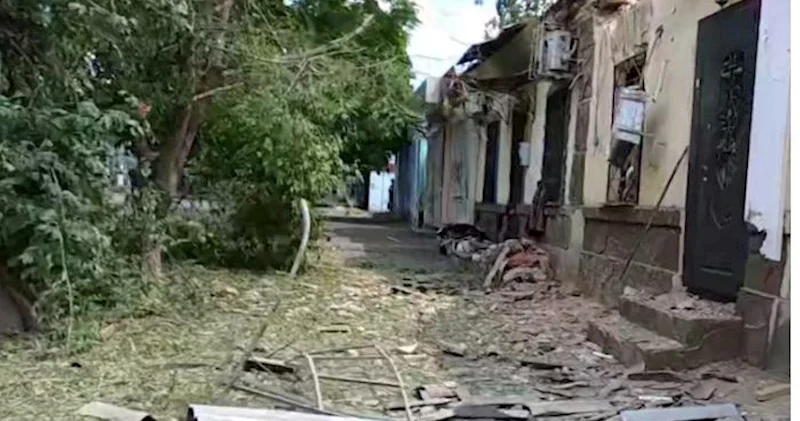 Rusiya və Ukrayna bir birini Pasxa atəşkəsini pozmaqda ittiham etdi