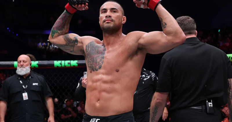 Ульберг нокаутировал Прохазку и стал новым чемпионом UFC