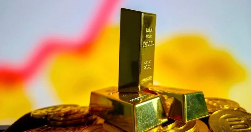 Стоимость фьючерса на золото снизилась почти на 2%