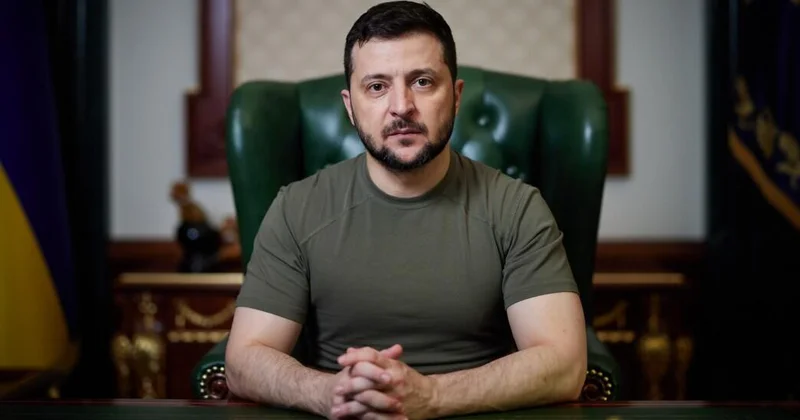 Zelenski ABŞ ilə bağlı qalmaqallı qanunu imzaladı