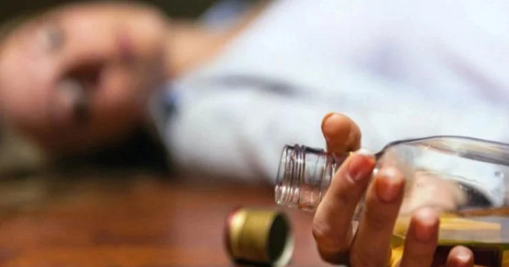 Samuxda 39 yaşlı qadın sirkə turşusu içdi