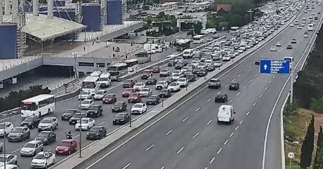 Paytaxtın bu küçələrində tıxac var Sürücülər diqqətli olsun!