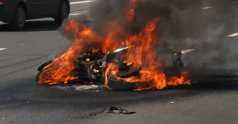 Xırdalanda motosiklet YANDI