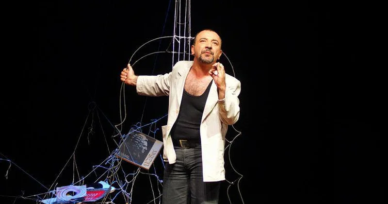 Milli Gənc Tamaşaçılar Teatrı “Kontrabas” monotamaşası ilə Qazaxıstanda festivalda