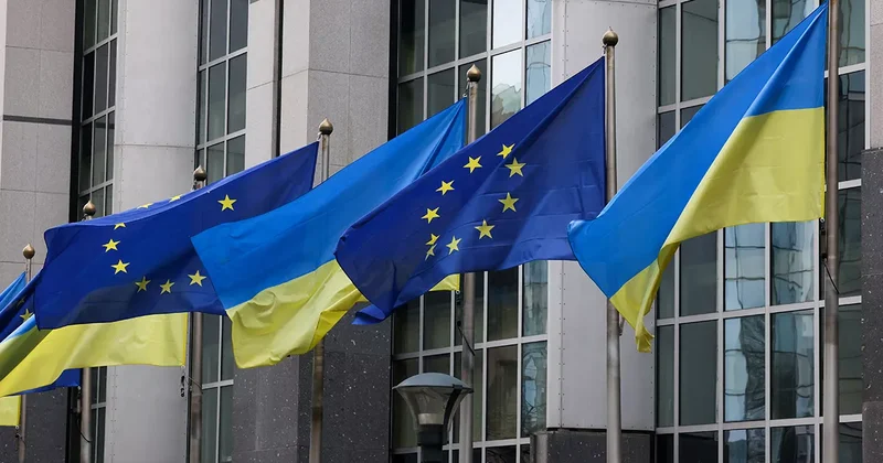 ЕС выделит на оружие для Киева 900 млн евро до конца года