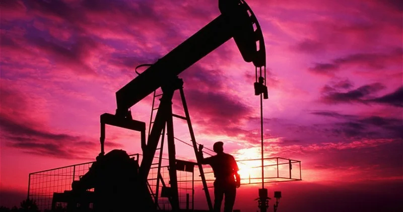 Brent и WTI подорожали за неделю: рынок реагирует на спрос