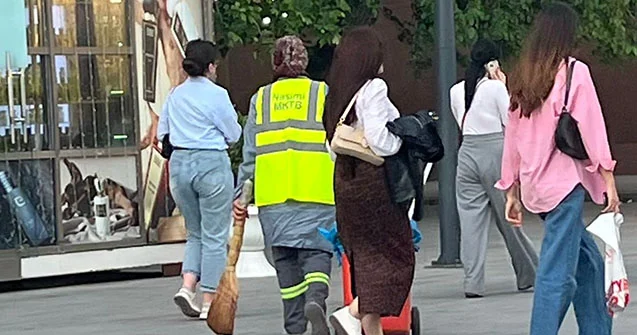 Saçı süpürgə qadın...