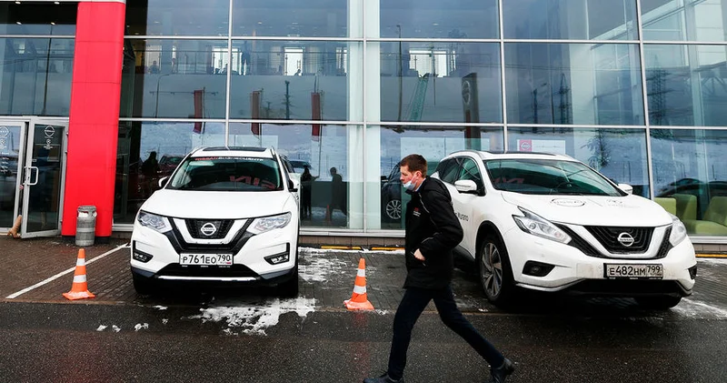 Nissan уволит около 20 тысяч сотрудников